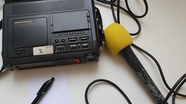 Podcast Mikrofon und Aufnahmegerät