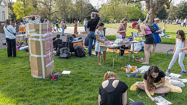 Chaos Comic Club im Schlosspark