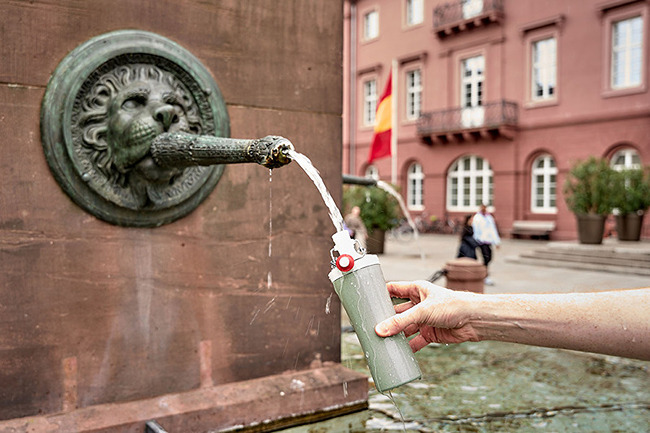 Bruno Kelzer Bild des Ludwigsbrunnen in Karlsruhe